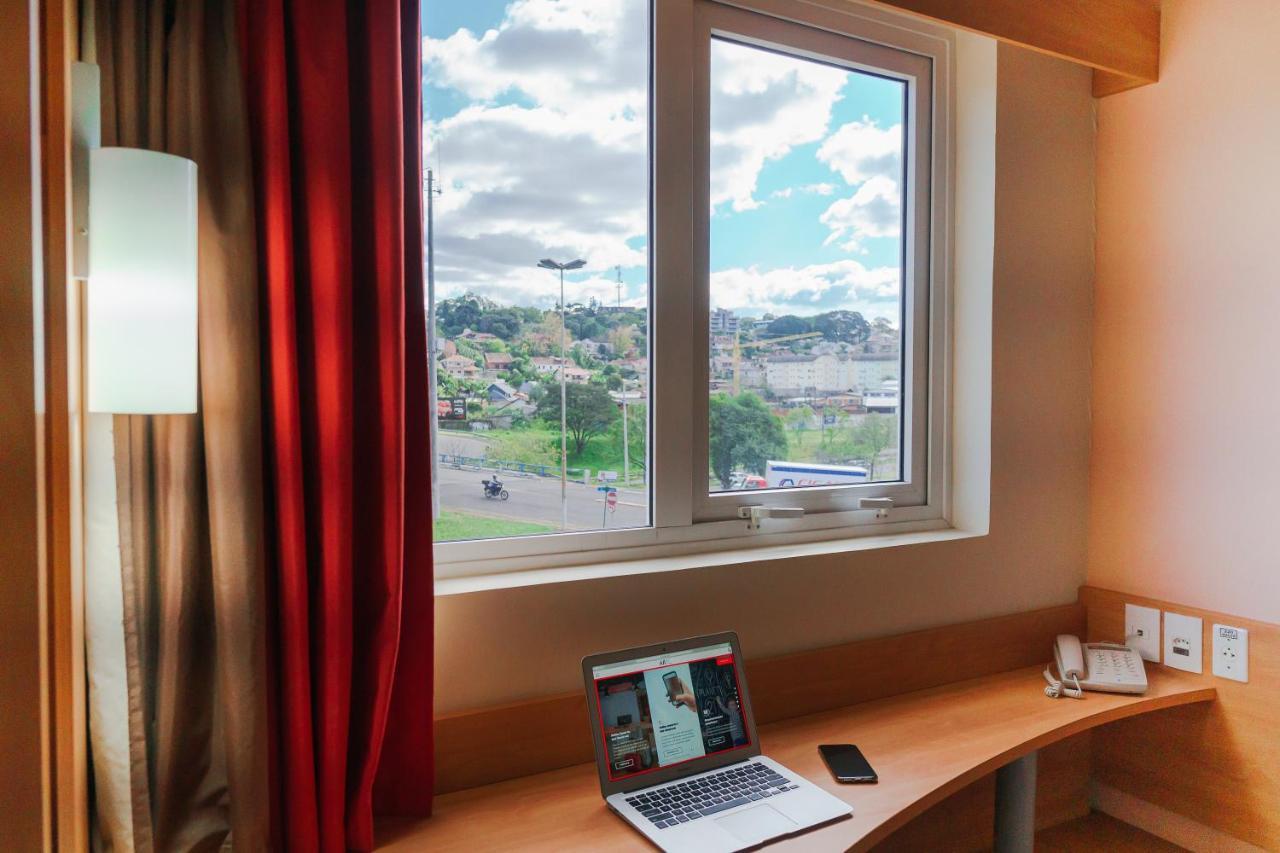Ibis Novo Hamburgo Hotell Exteriör bild