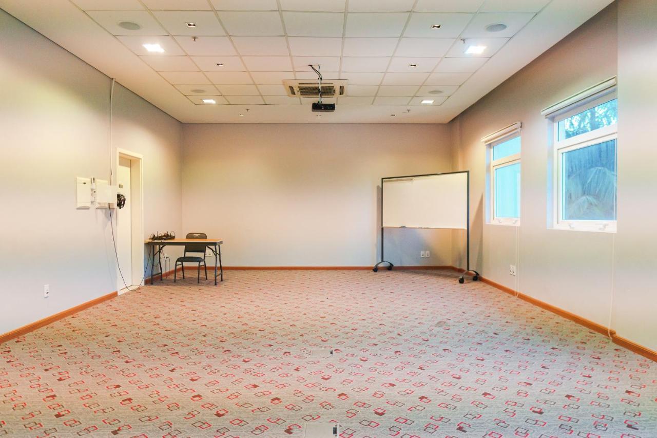 Ibis Novo Hamburgo Hotell Exteriör bild